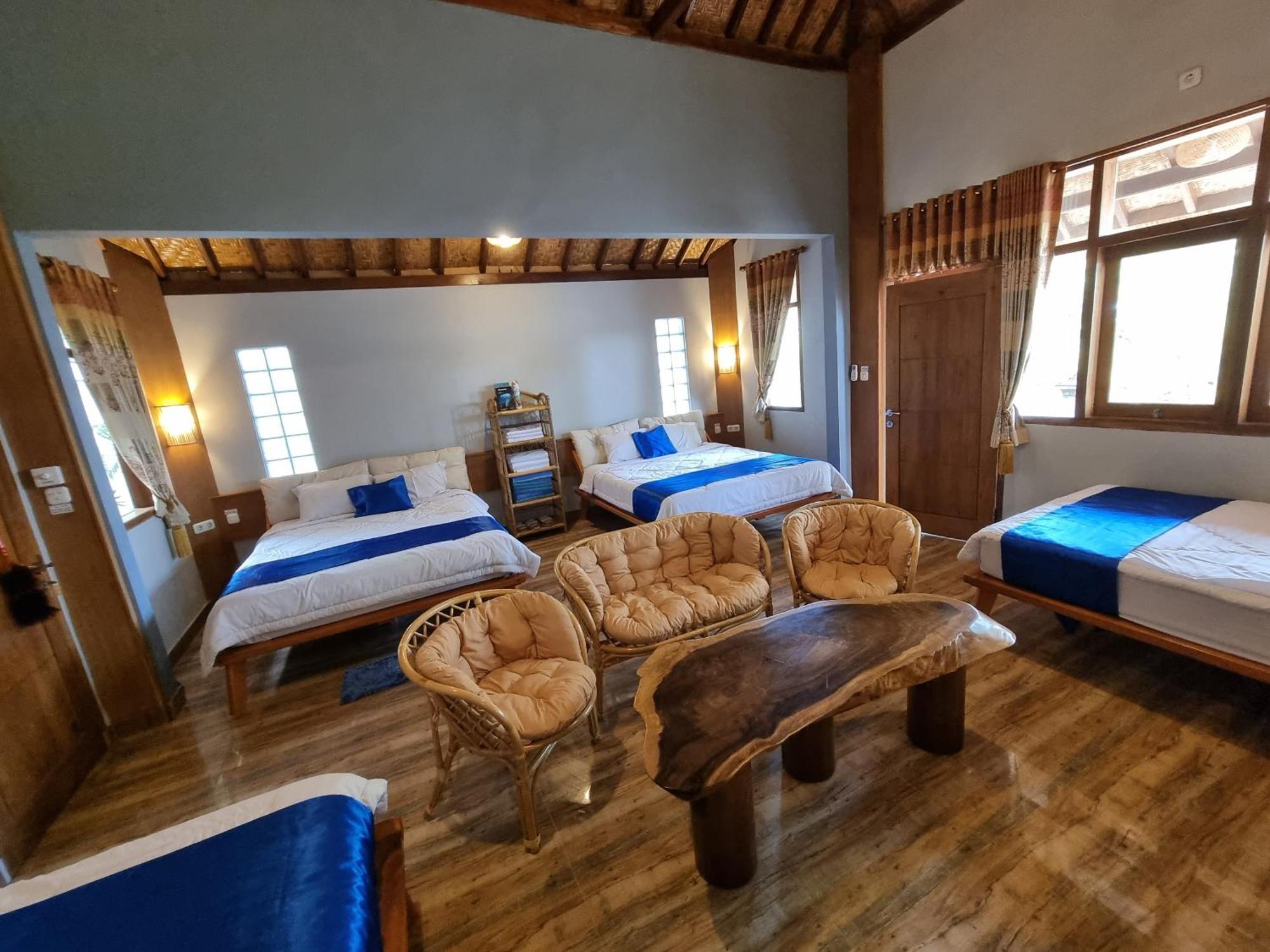 Istana Ombak Eco Resort Пачитан Экстерьер фото