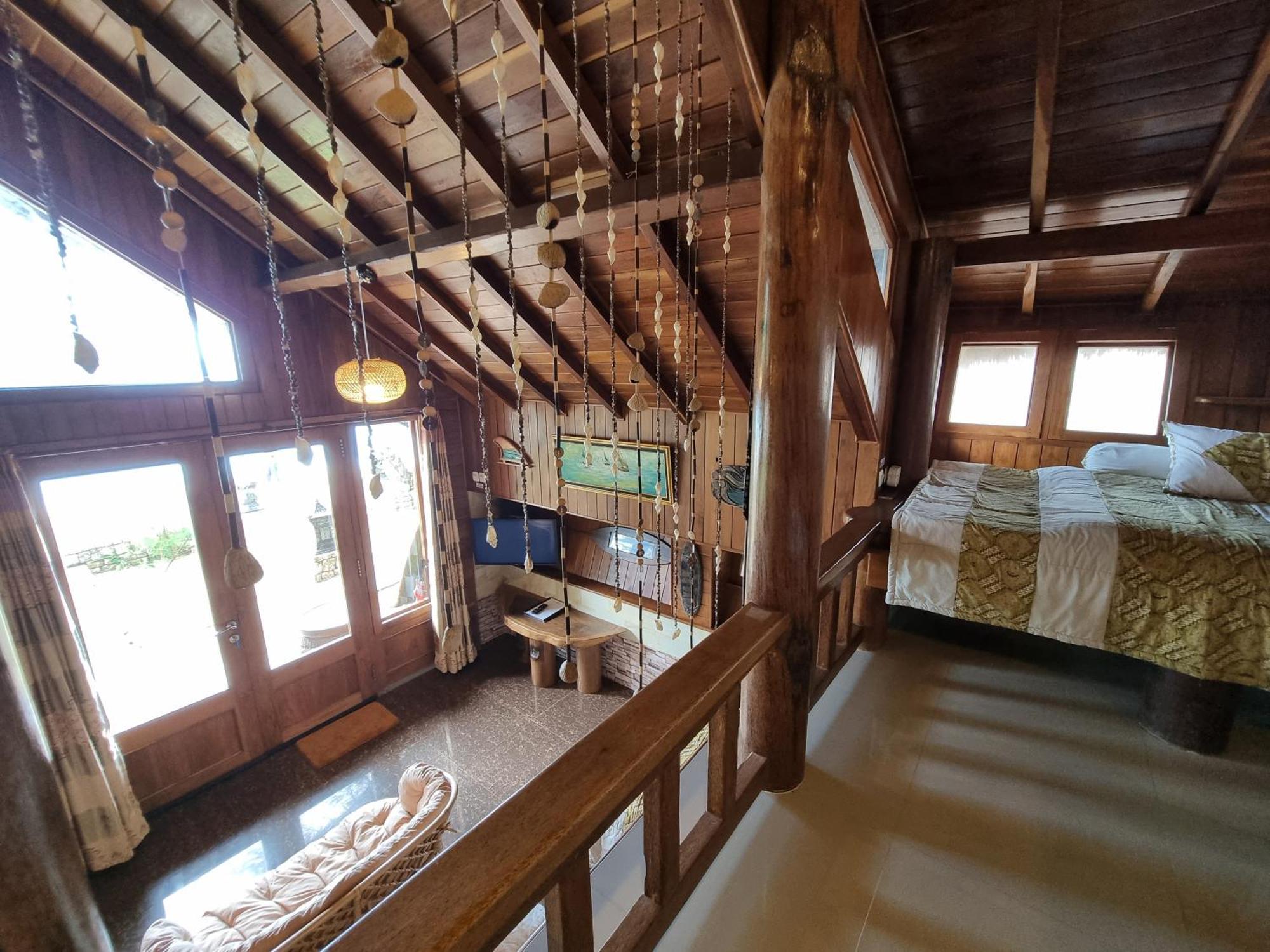 Istana Ombak Eco Resort Пачитан Экстерьер фото