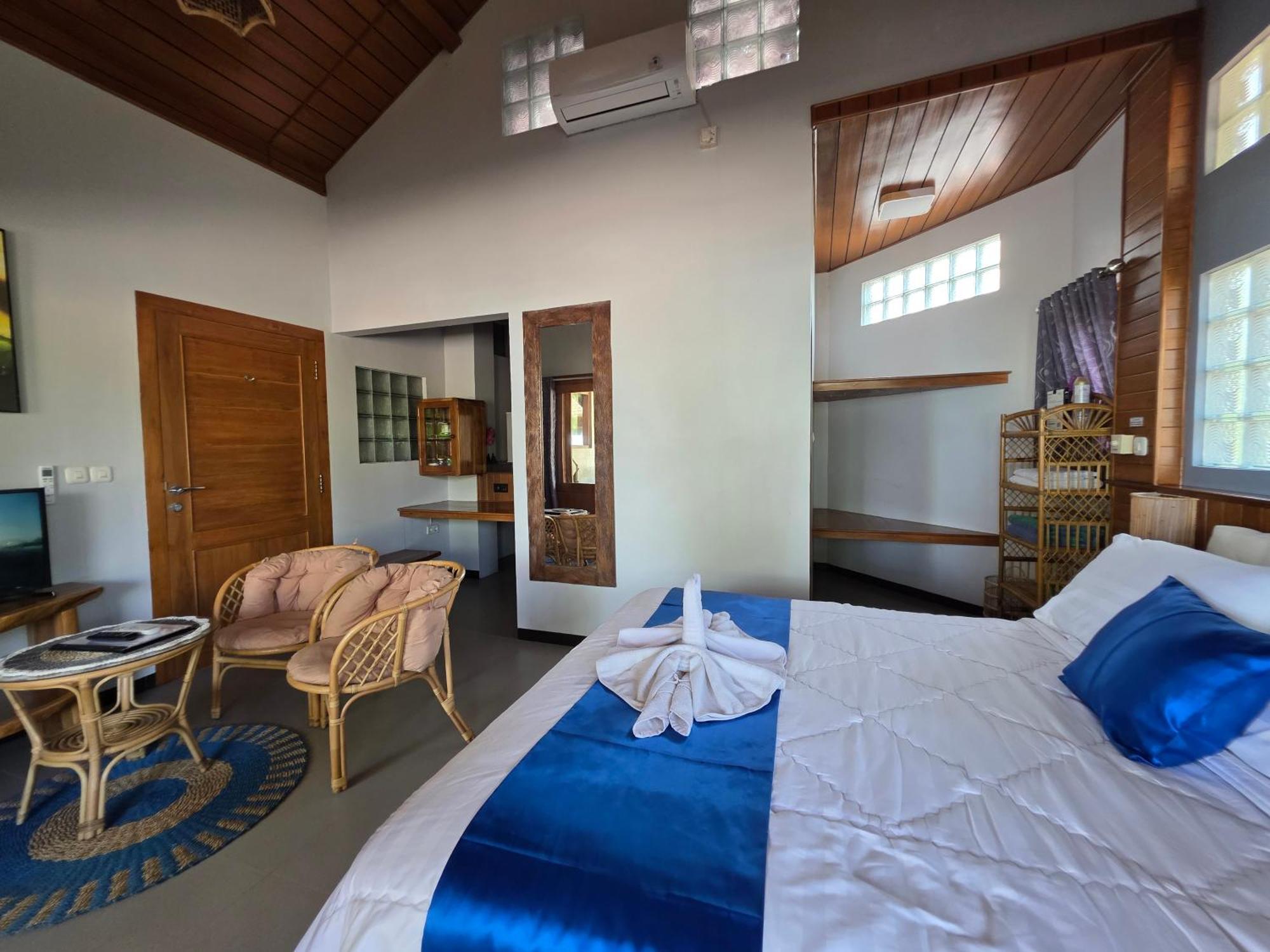 Istana Ombak Eco Resort Пачитан Экстерьер фото